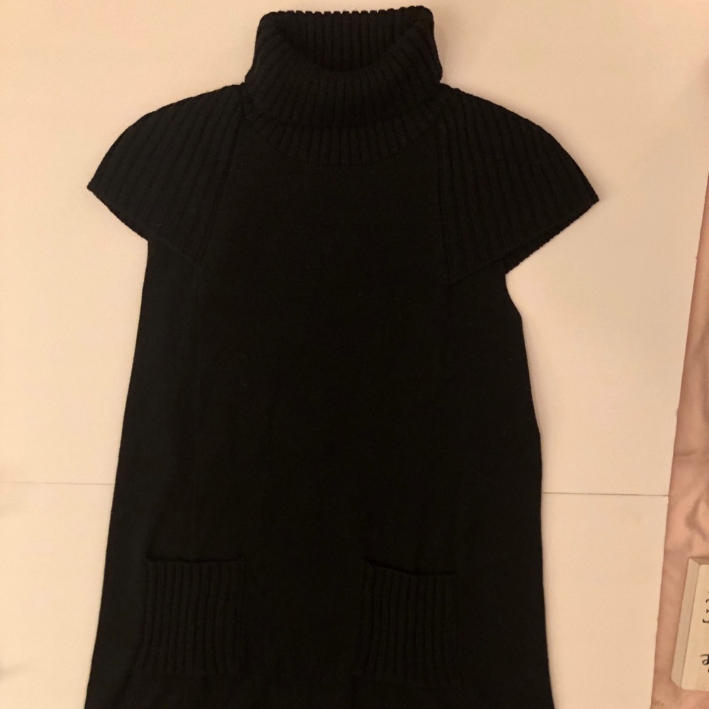 Medium short black dress